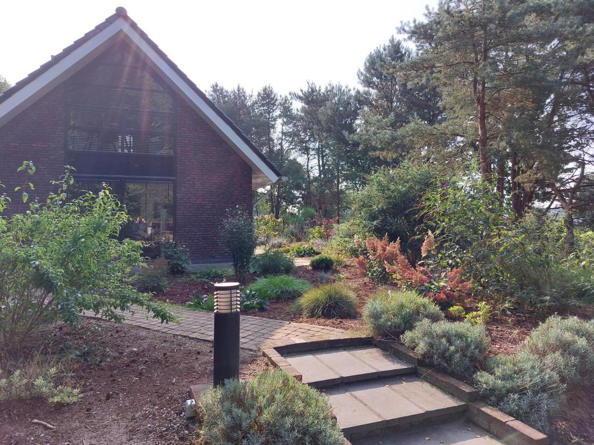 Vakantiehuis Met Hottub En Barrelsauna Ommen Exterior photo