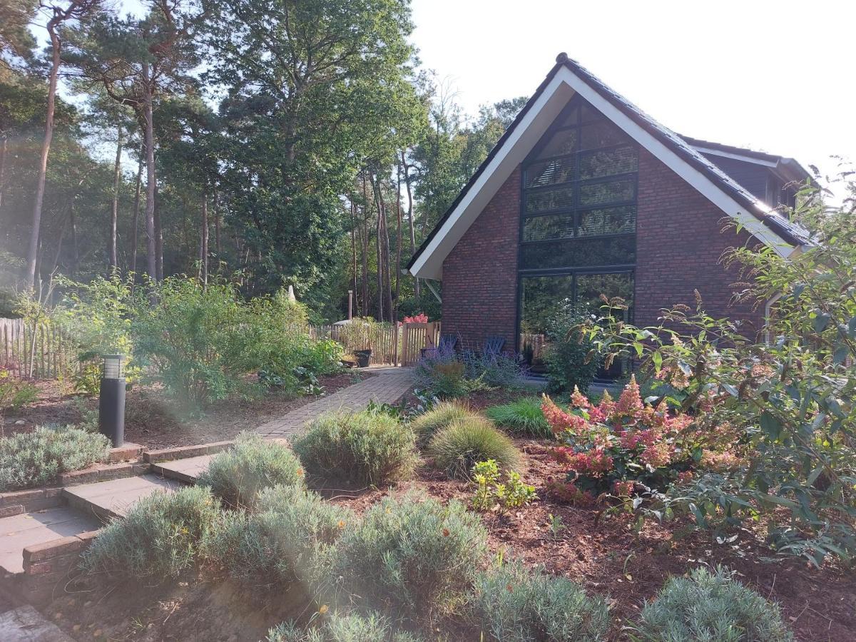 Vakantiehuis Met Hottub En Barrelsauna Ommen Exterior photo